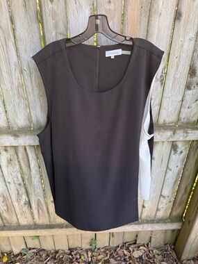 Calvin Klein Black and White Flowy Sleeveless Blouse Top Shell bra friendly 3X